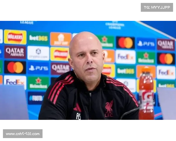 利物浦中场远藤航踝关节扭伤将缺阵6至10周,对阵桑德兰比赛中重伤离场 利物浦中场远藤航踝关节扭伤将缺阵6至10周,对阵桑德兰比赛中重伤离场